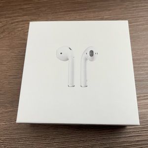 AirPods（2nd generation) with WIRELESS CHARGING CASE!!